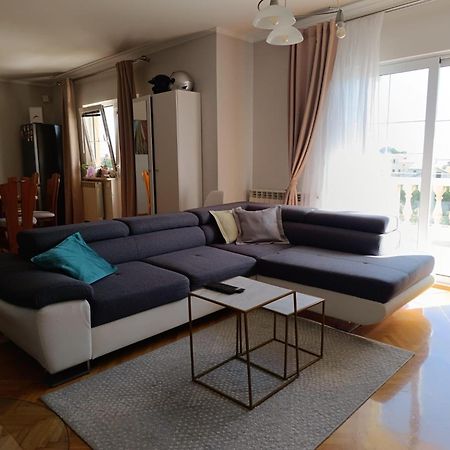 Apartman Haus Maja Banjol ภายนอก รูปภาพ