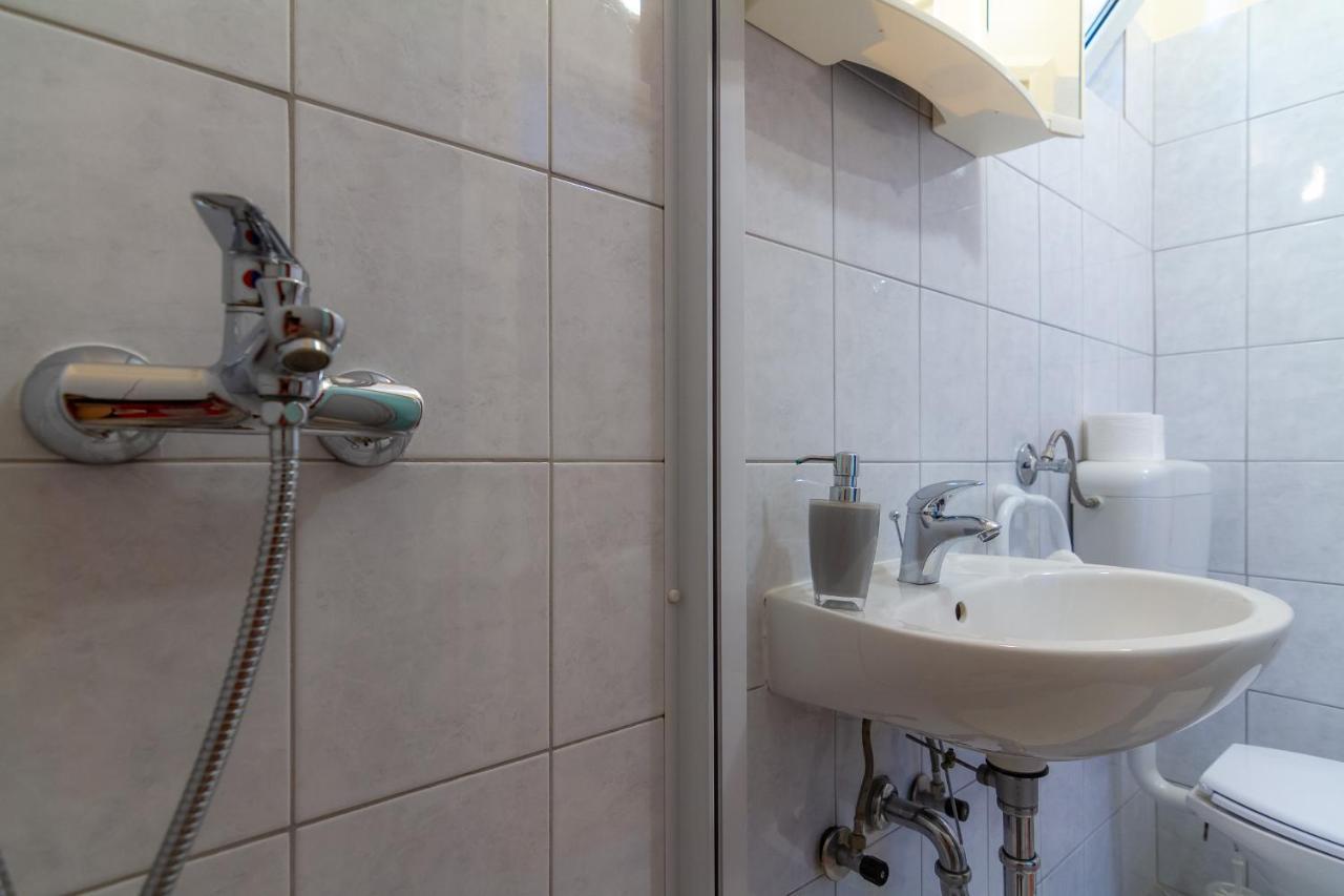 Apartman Haus Maja Banjol ภายนอก รูปภาพ