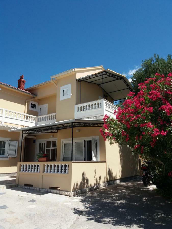 Apartman Haus Maja Banjol ภายนอก รูปภาพ