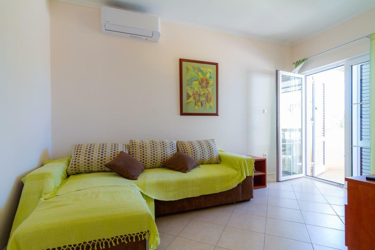Apartman Haus Maja Banjol ภายนอก รูปภาพ